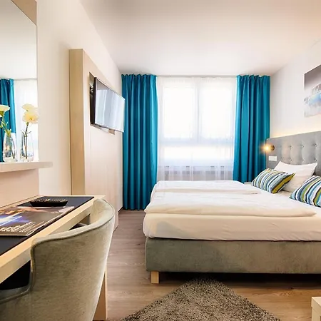 Отель Home Hotel
