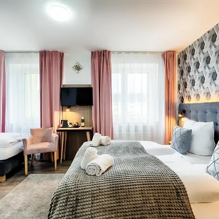 Home Hotel Hotel 3*
