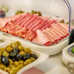 Home Hotel מלון 3*