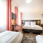 Home Hotel 3* דורטמונד