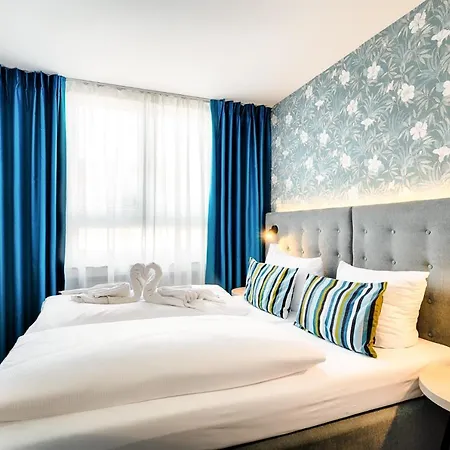 Home Hotel 3*