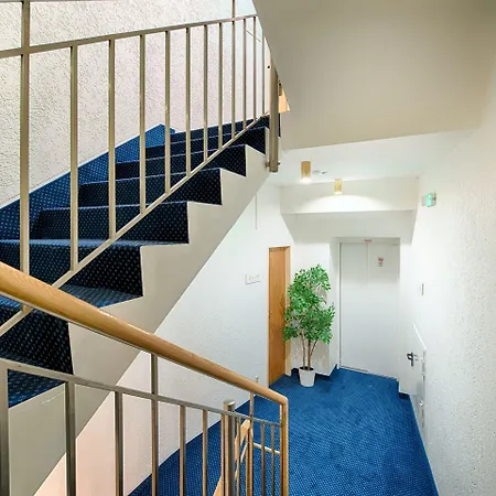 ホテル Home Hotel 3*