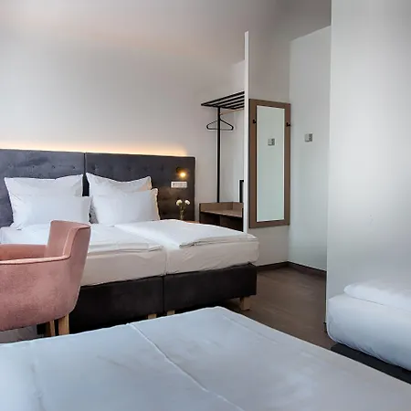 Hotel Home Hotel