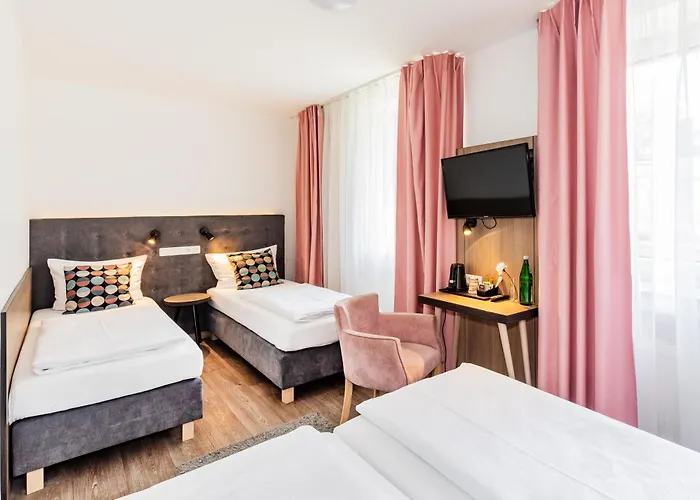 Home Hotel 호텔 3*