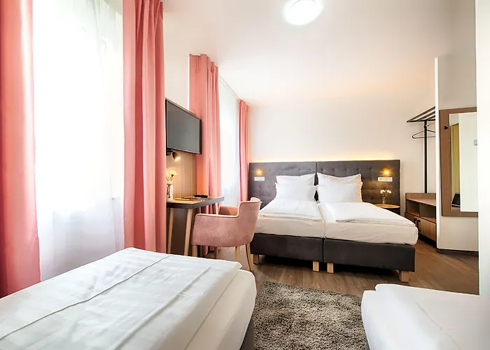 Home Hotel 3* 도르트문트